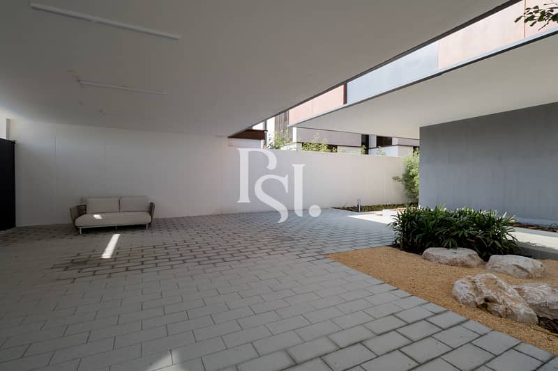 10 saadiyat-lagoons-saadiyat-island-abu-dhabi-parking. JPG