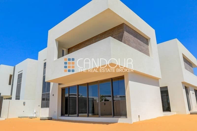 Corner Plot | 5 Bedroom | No Service Charge Corner Plot | 5 Bedroom | No Service Charge