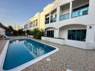 BRIGHT 4BR MAIDS SHARED POOL GARDEN COMPOUND VILLA JUMEIRAH 3