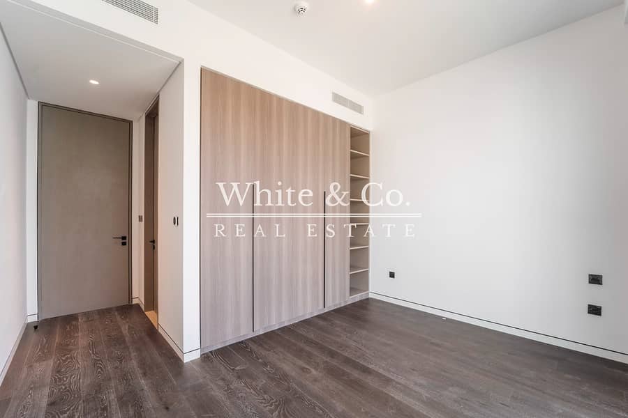 Upgraded | Vacant November | Park Backing - Image 20