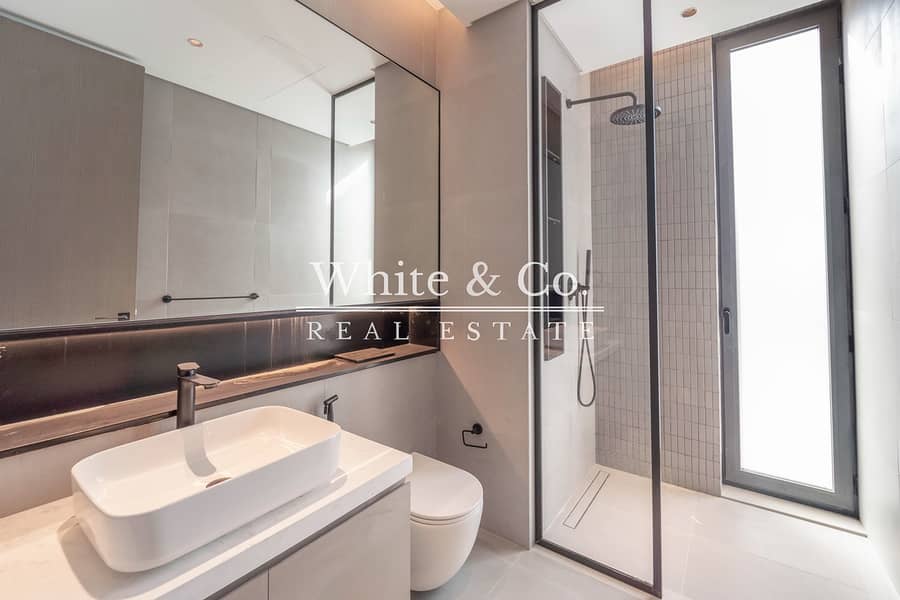 Upgraded | Vacant November | Park Backing - Image 22