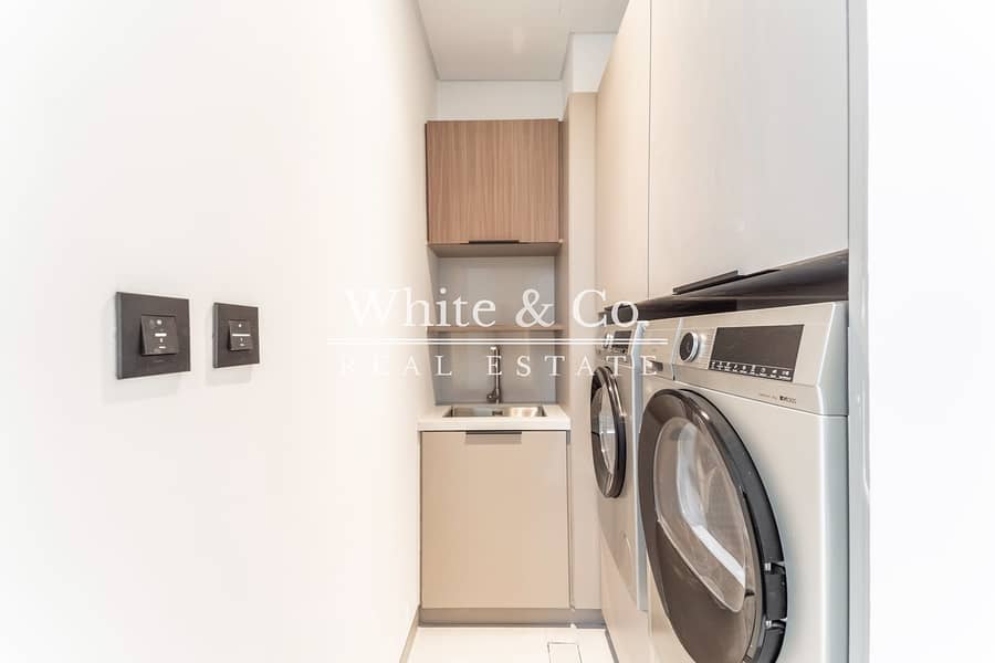 Upgraded | Vacant November | Park Backing - Image 36