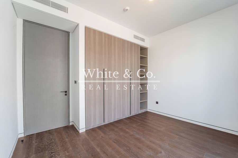 Upgraded | Vacant November | Park Backing - Image 45