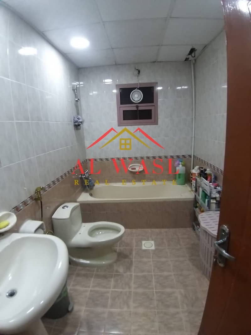 12 c997dd05-2ecc-47ac-89de-50c272dc229c. jpg