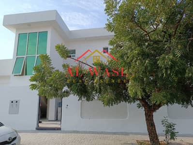 6 Bedroom Villa for Sale in Al Fayha, Sharjah - 33ec99ad-95a0-4b28-81d4-a65b6c102c8d. jpg