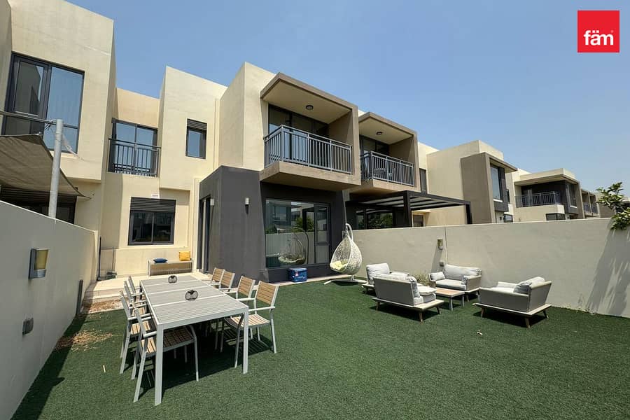 3 Beds | Spacious Layout | Well-Maintained 3 Beds | Spacious Layout | Well-Maintained