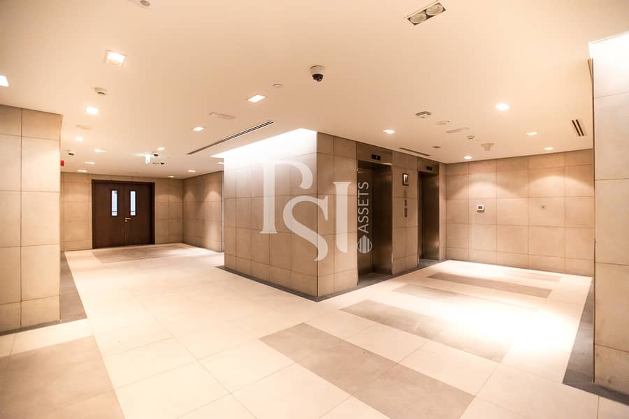 7 aljimini-khalidiya-abudhabi-elevator. jpg