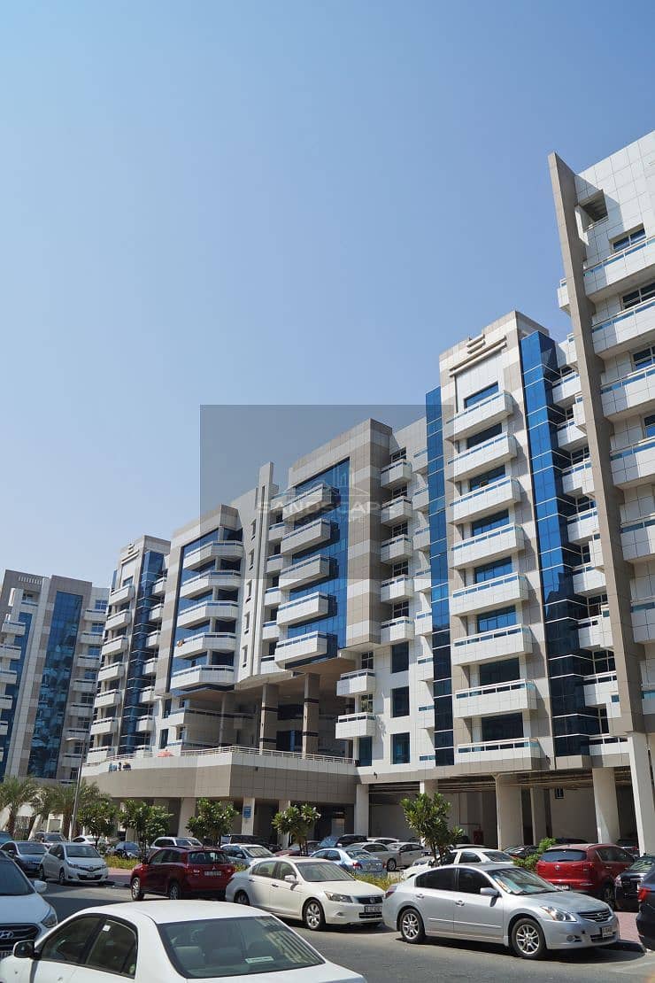 9 axis-residence-2-8367_xl. jpg