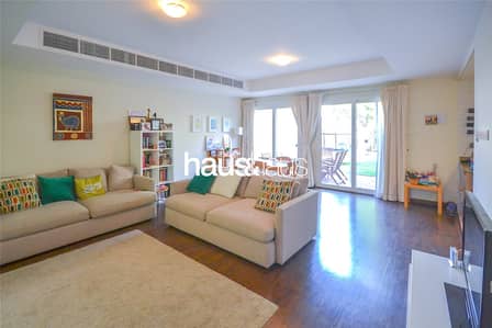 3 Bedroom Villa for Rent in The Springs, Dubai - Upgraded Type 3M Back to Back Close to Pool 3 Bedroom Villa for Rent in The Springs, Dubai - Upgraded Type 3M Back to Back Close to Pool