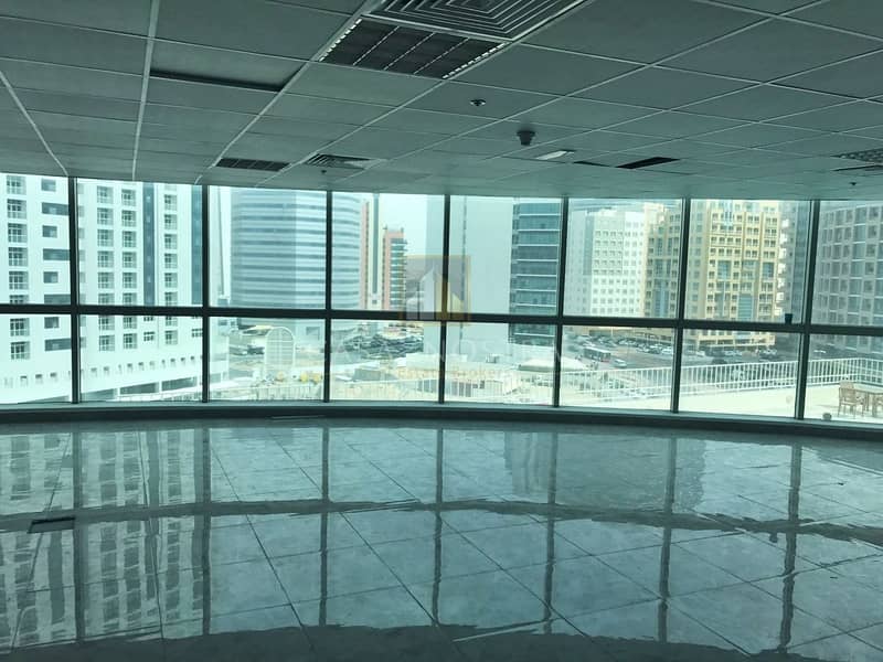 Middle Floor Vacant Fitted Office in Smart Heights Middle Floor Vacant Fitted Office in Smart Heights