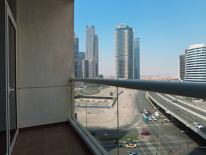 Canal View | 2 Balcony | Bright & Spacious