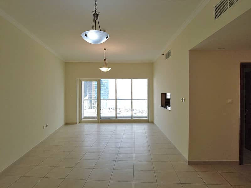 Canal View | 2 Balcony | Bright & Spacious