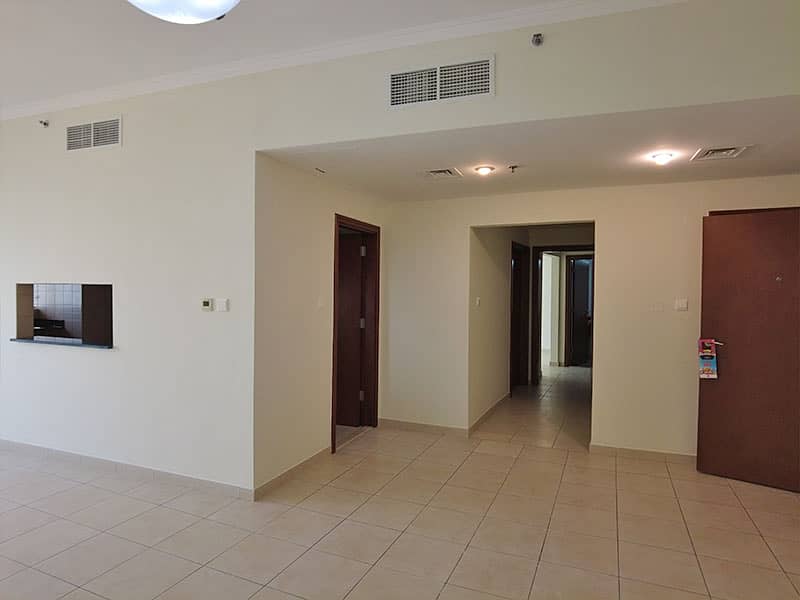 Canal View | 2 Balcony | Bright & Spacious - Image 6