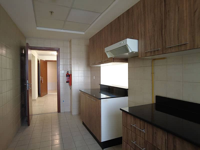 Canal View | 2 Balcony | Bright & Spacious - Image 9