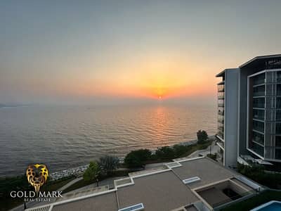 Amazing Sea View | Upgraded | Vacant Now