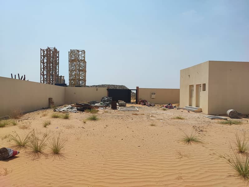 6 LAND 7500 SQFT hAMADI (18). jpg