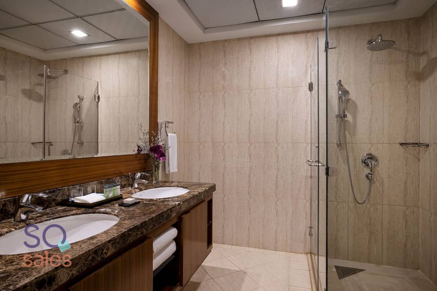 4 Premier Two Bedroom Sea View Apartment Bathroom 1. jpg