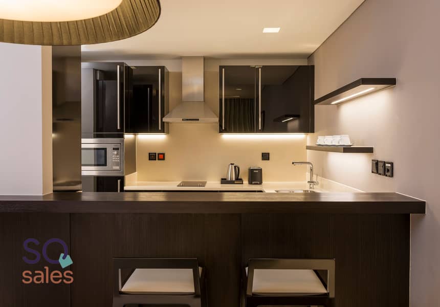 5 Sheraton Grand Hotel, Dubai - 1 Bedroom Apartment Kitchen - Copy. jpg