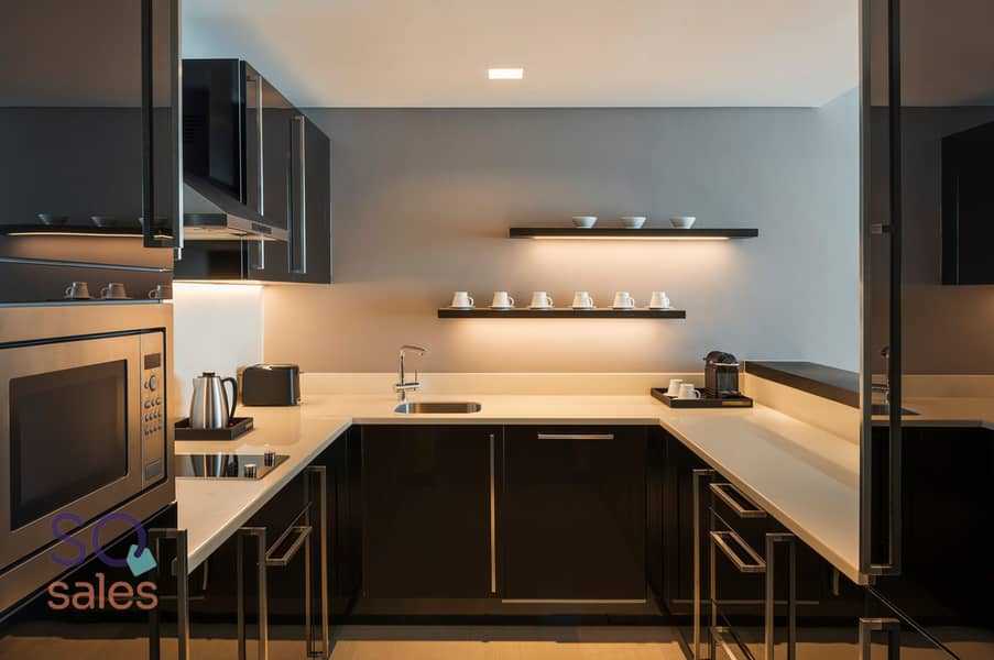 4 Sheraton Grand Hotel, Dubai - 1 Bedroom Apartment Kitchen 1 - Copy - Copy (2). jpg