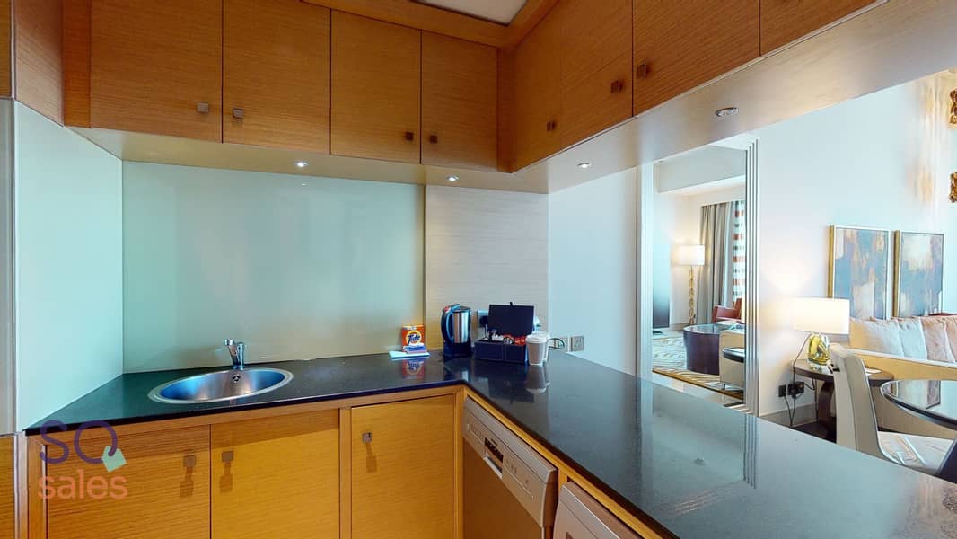 7 Marriott-Hotel-One-Bedroom-Apartment-2502-10122022_124459. jpg