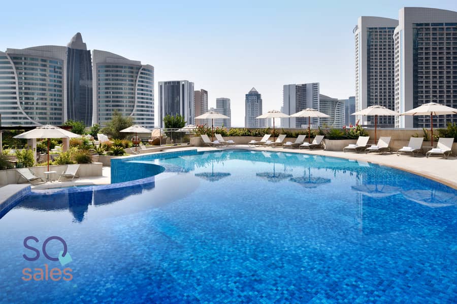 9 Outdoor Pool. JPG