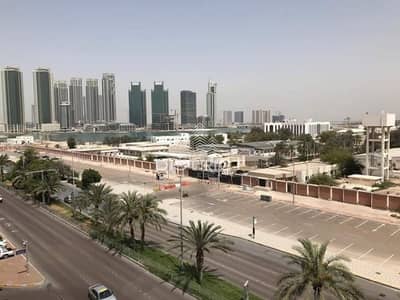 Modern Fitted 2BR Apt in Tourist Club Area Modern Fitted 2BR Apt in Tourist Club Area