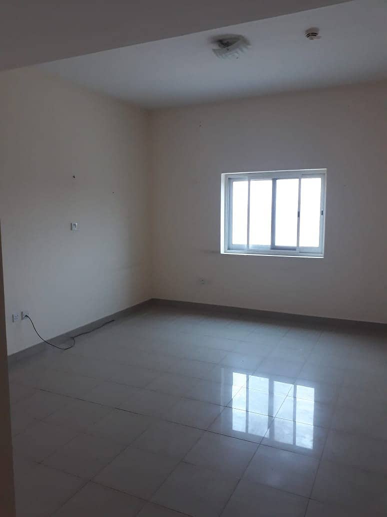 CHEAPEST LARGE 2 BEDROOM+CLOSED KITCHEN RENT PHASE 2. FAMILY BUILDING 100%