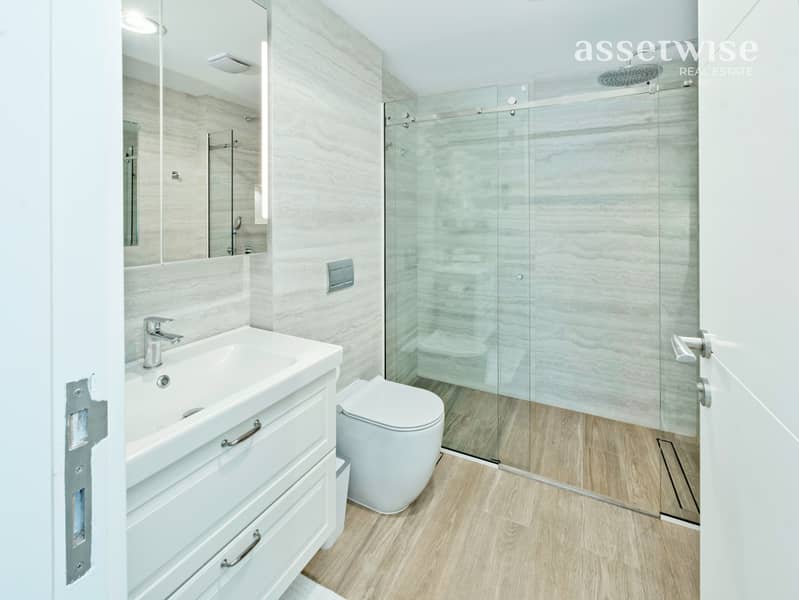 18 Master Bath 1. JPG