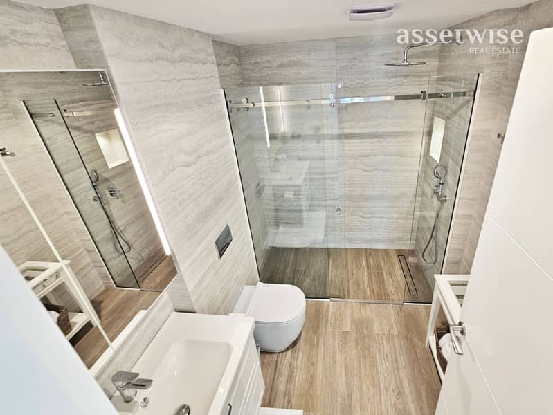 19 Master Bath 2. jpg