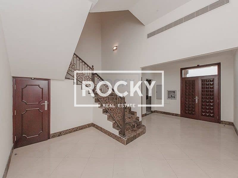 5 Gorgeous Semi Independent 4 B/R Villa | Private Pool | Jumeirah 1st