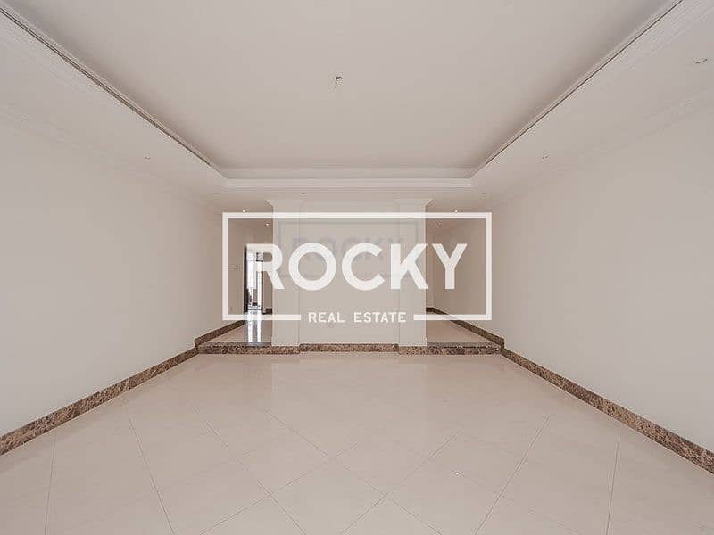 8 Gorgeous Semi Independent 4 B/R Villa | Private Pool | Jumeirah 1st