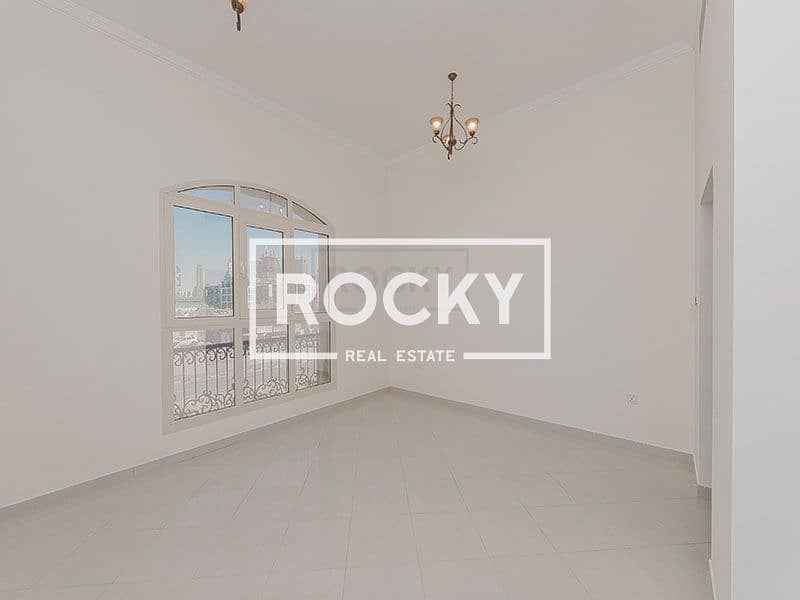20 Gorgeous Semi Independent 4 B/R Villa | Private Pool | Jumeirah 1st