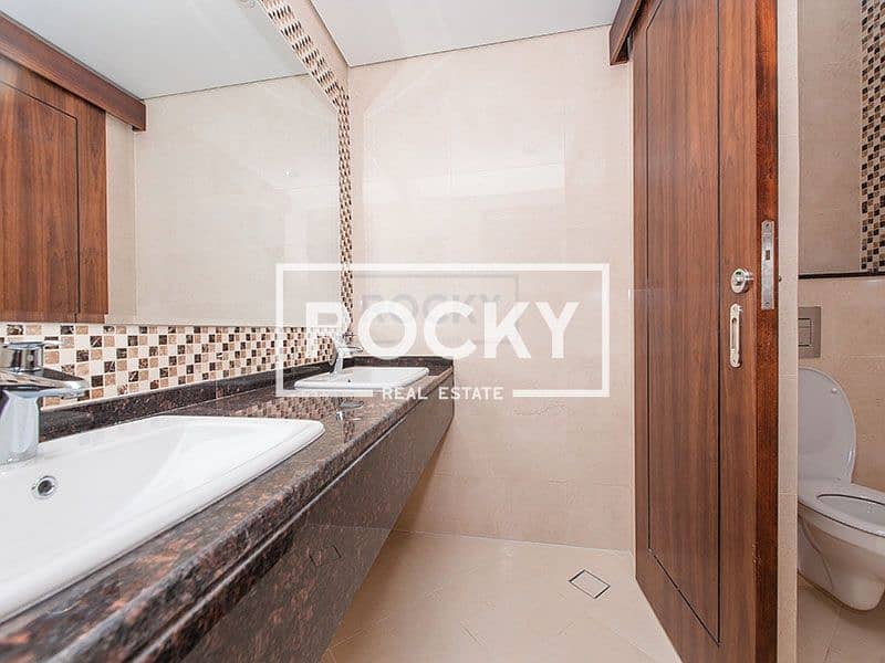 6 3 B/R Villa with Maid's Room | Prime Location | Satwa