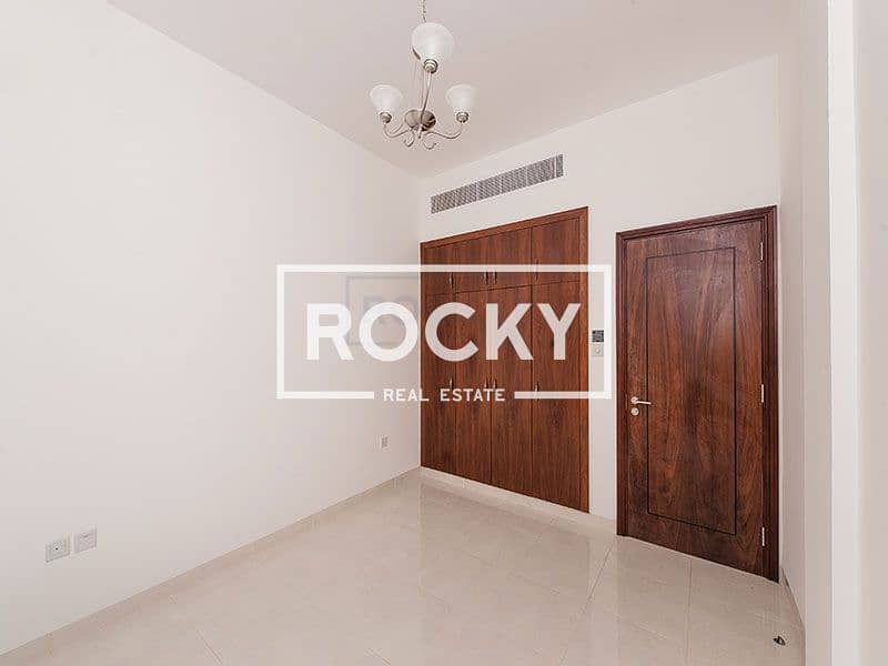 13 3 B/R Villa with Maid's Room | Prime Location | Satwa