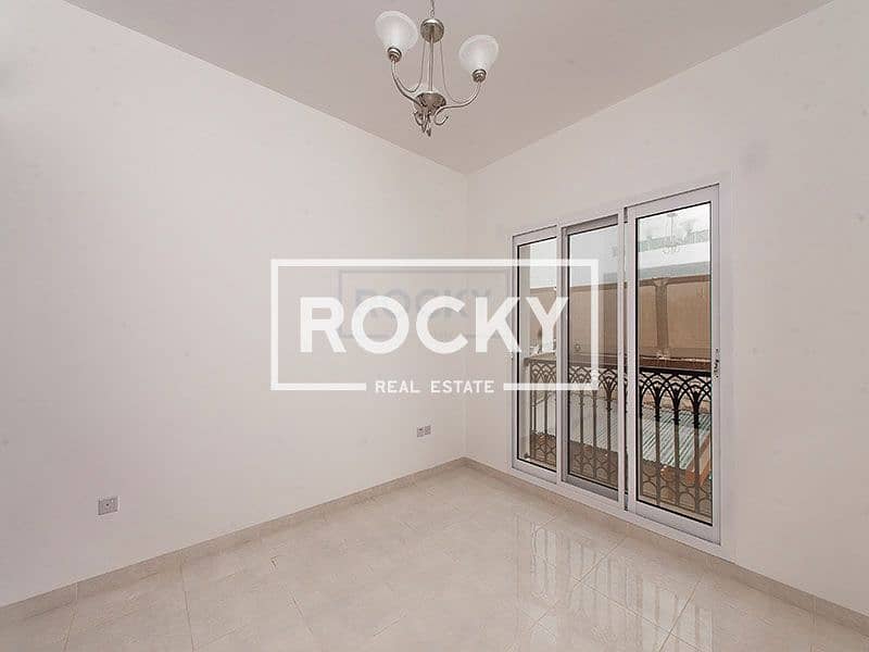 15 3 B/R Villa with Maid's Room | Prime Location | Satwa