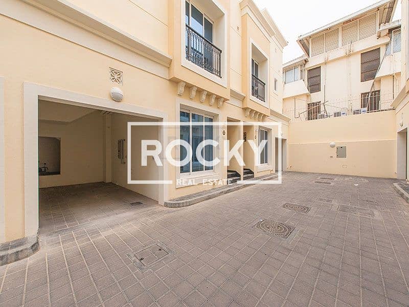 20 3 B/R Villa with Maid's Room | Prime Location | Satwa