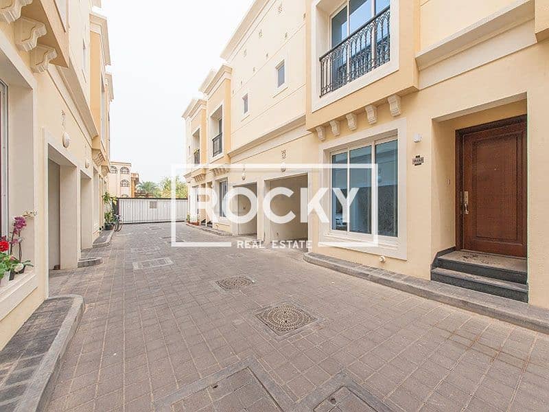 21 3 B/R Villa with Maid's Room | Prime Location | Satwa