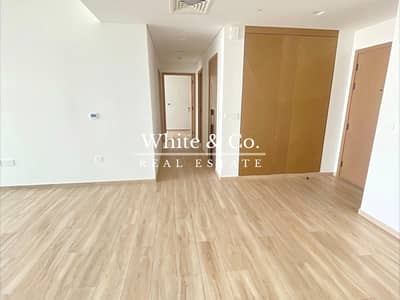 2 Bedroom Flat for Rent in Dubai Creek Harbour, Dubai - Luxourious | High Floor | Unfurnished