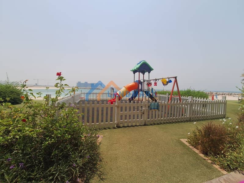 19 Kids Play_Area. jpg