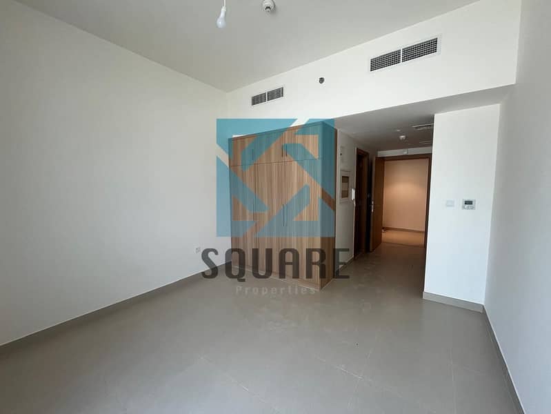 5 RIMAL 529 STUDIO 4. jpg
