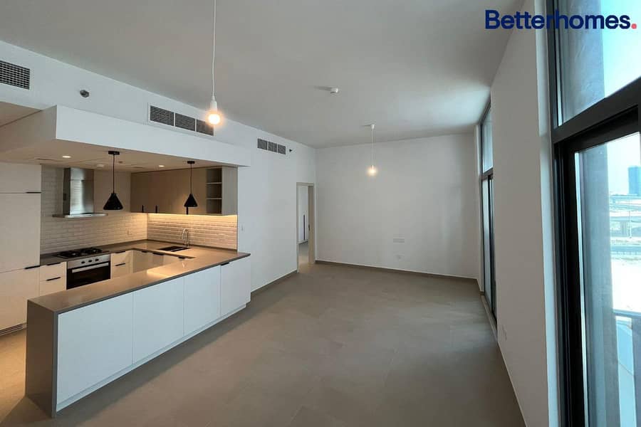 Unfurnished | Spacious | Modern Appliances