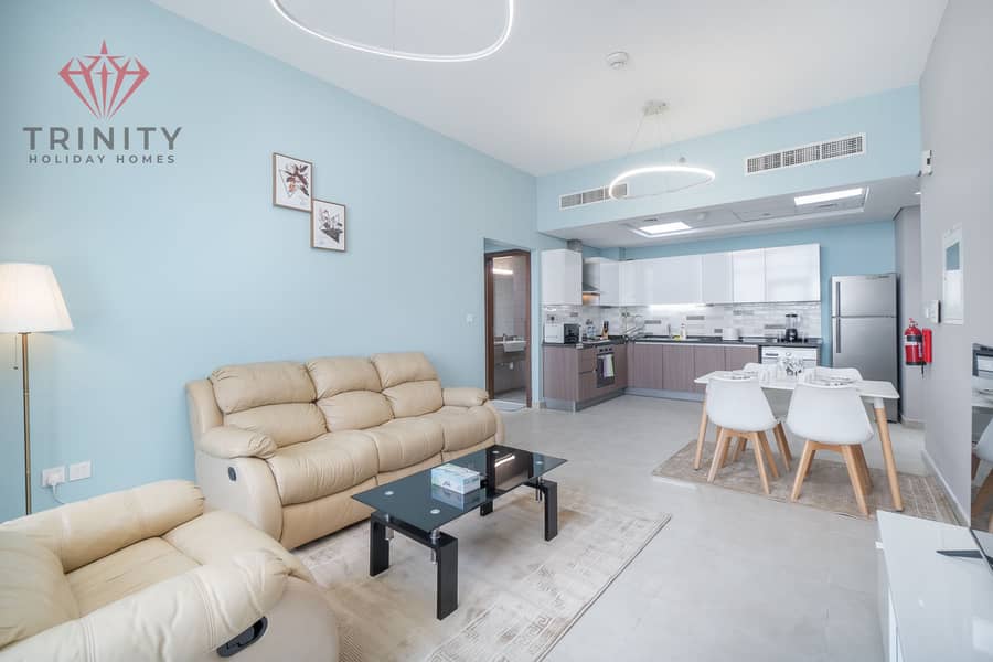 2 Living Room_2. jpg
