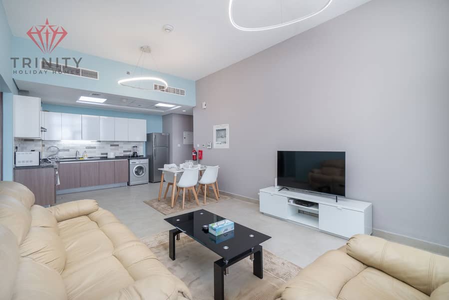 5 Living Room_3. jpg