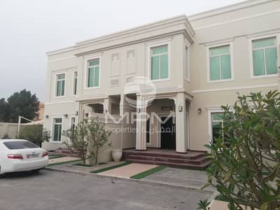 4 Bedroom Villa for Rent in Shakhbout City (Khalifa City B), Abu Dhabi - Spacious & Excellent 4 Bedroom Villa with Maid's Room 4 Bedroom Villa for Rent in Shakhbout City (Khalifa City B), Abu Dhabi - Spacious & Excellent 4 Bedroom Villa with Maid's Room