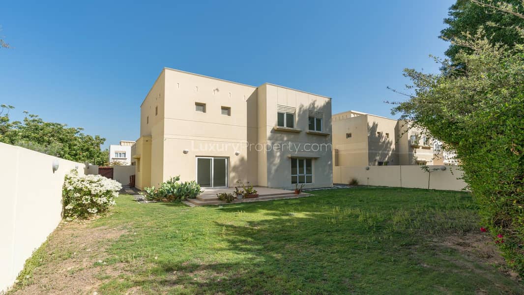 Vacant | Exclusive | Immaculate Condition Vacant | Exclusive | Immaculate Condition
