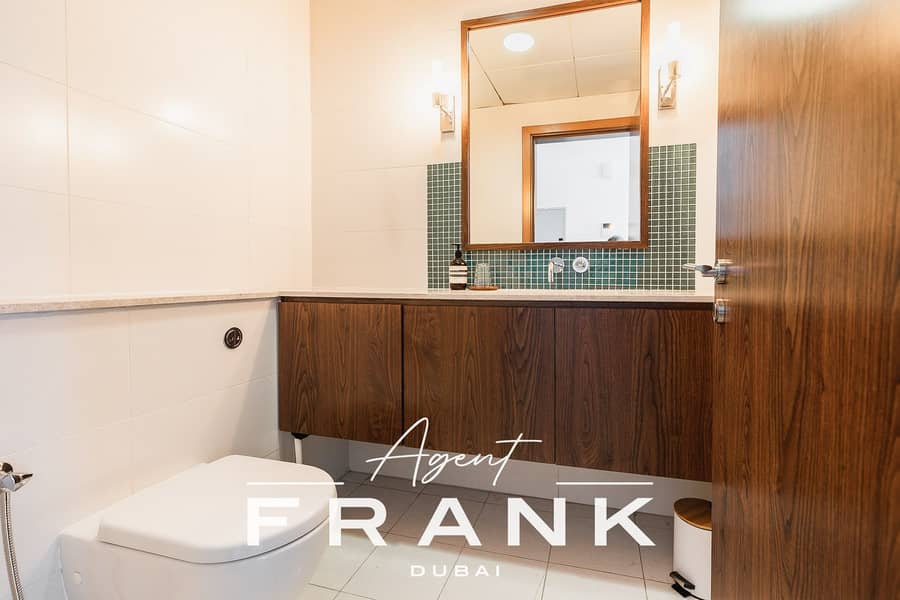 14 Bathroom 2. jpg