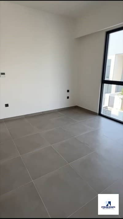 Spacious 4 Bedrooms villa for Rent