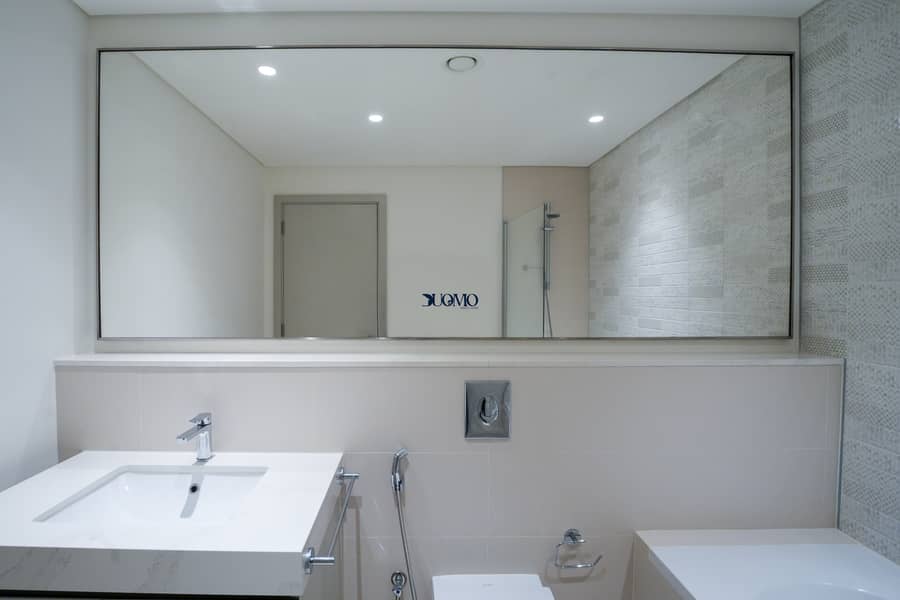 16 BATHROOM-01-01. jpg
