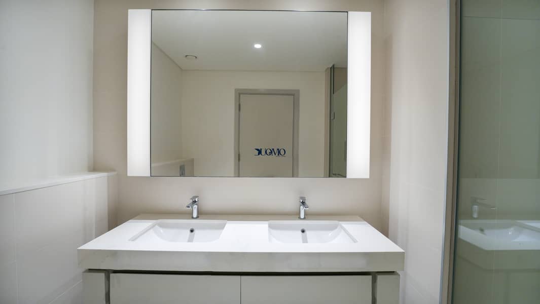 20 BATHRROM-02-03. jpg