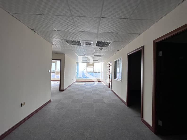 5 Mussafah- Abu Dhabi -  Office (6). jpg